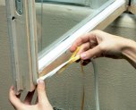 Как самостоятельно заменить уплотнитель ПВХ-окна или остекления балкона?